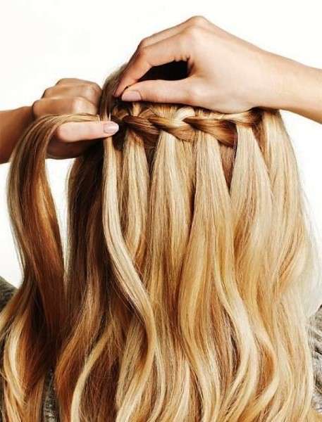 Come fare una treccia a cascata